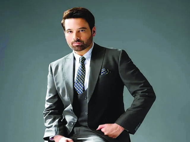 Mikaal Zulfiqar收到粉丝的求婚